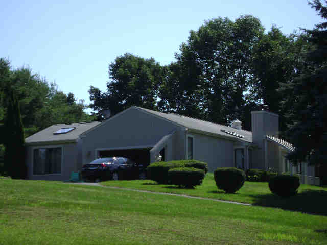 Building photograph for 22 LONG MEADOW RD